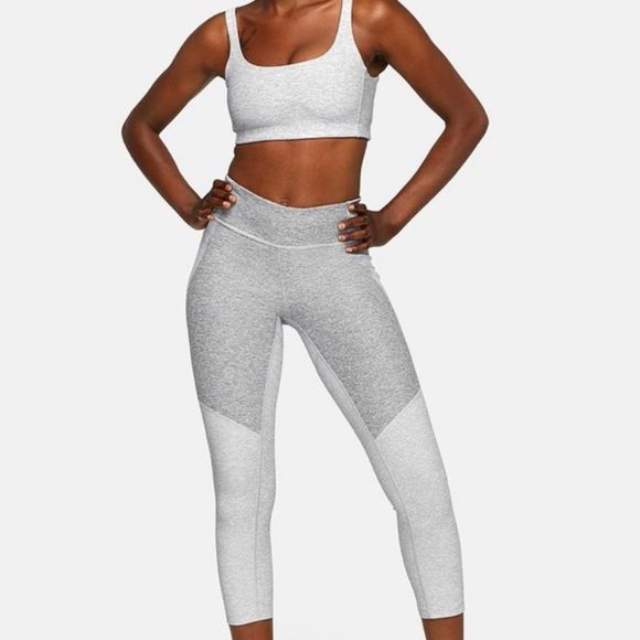 Outdoor Voices Pants - OUTDOOR VOICES Warmup 3/4 Leggings Gray Size Small